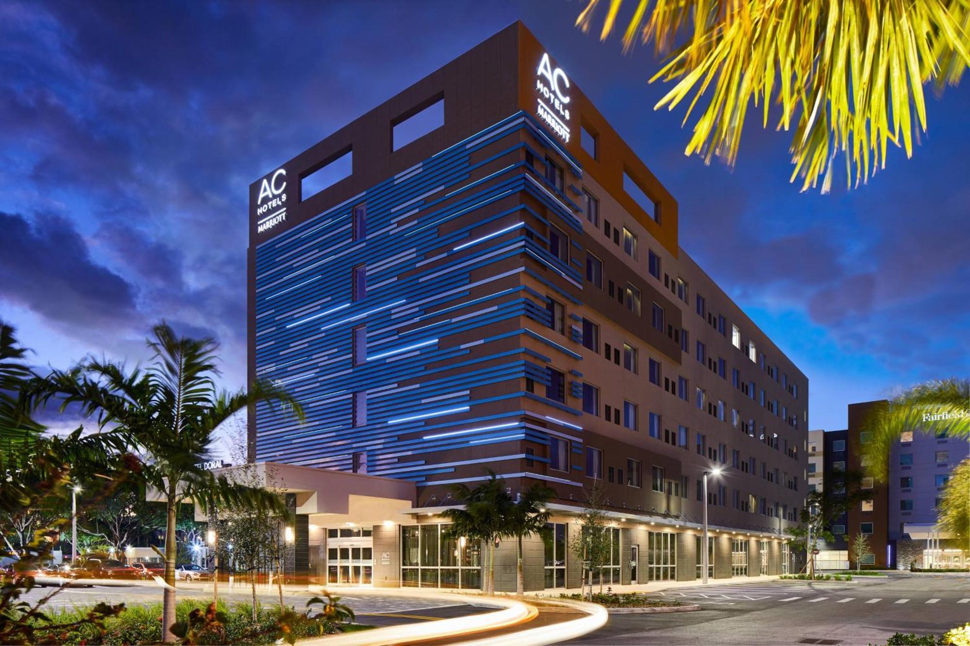 Ac Hotel By Marriott Miami Airport West/Doral Exterior foto